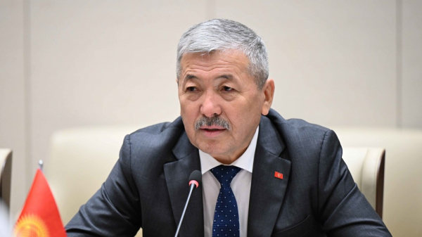 Адылбек Касымалиев Түркмөнстанга жумушчу сапары менен барат