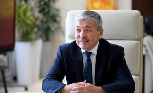 Касымалиев поздравил работников легкой промышленности с профессиональным праздником