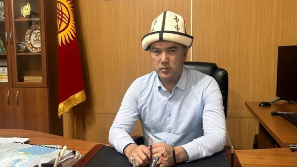 Президент Кара-Көлдүн мэрин алмаштырды