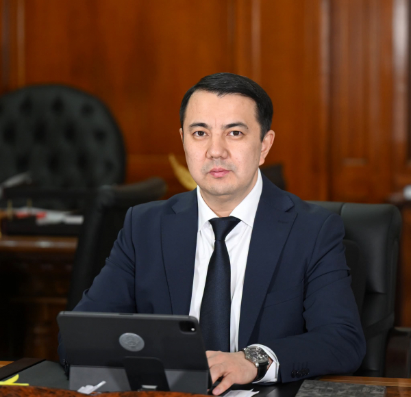 Марлен Маматалиев: «Ар бир үй-бүлөдө мамлекеттик тилге болгон мамиле бекем болсо, мамлекеттин келечеги да бекем болот»