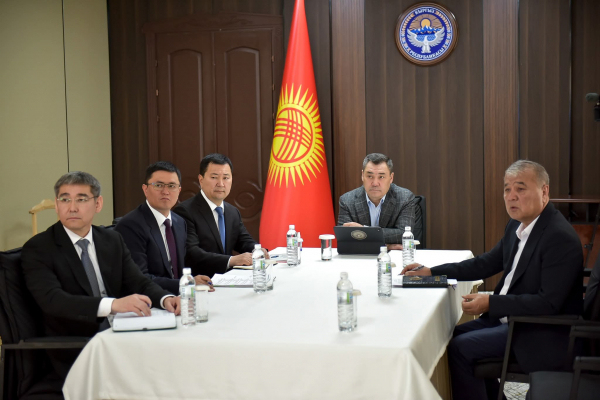 Президент Кара-Суунун өнүктүрүү планы менен таанышты